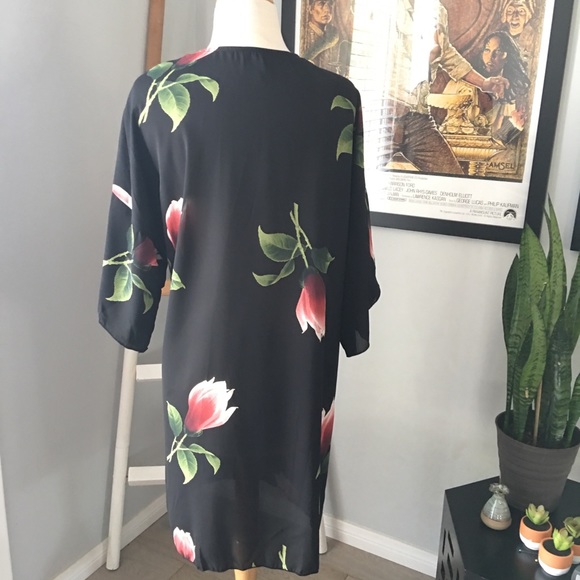 Ready to bloom sheer floral print open kimono - Picture 5 of 6